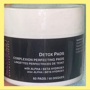 Nassif MD Dermaceuticals Face Detox Pads 6…